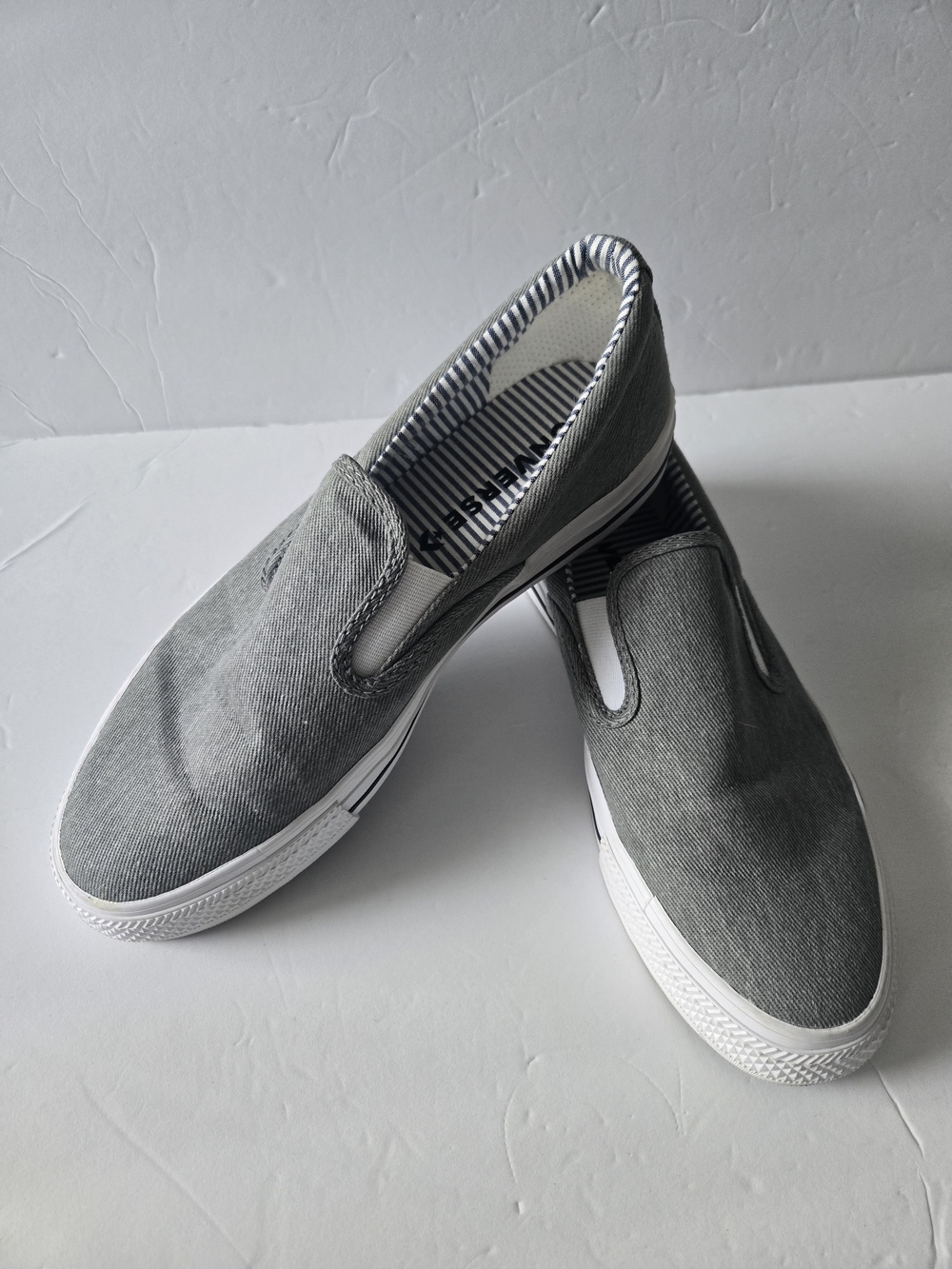Converse All Star Gray Slip-On Canvas Sneakers Sz 9